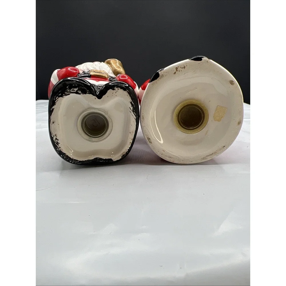 Vintage  Christmas Ceramic Kissing Santa and Mrs. Claus Salt and Pepper Shakers